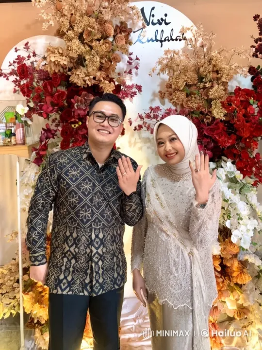 Couple Showcases Rings, Displays Martial Arts Skills – AI Generated Video | Hailuo AI
