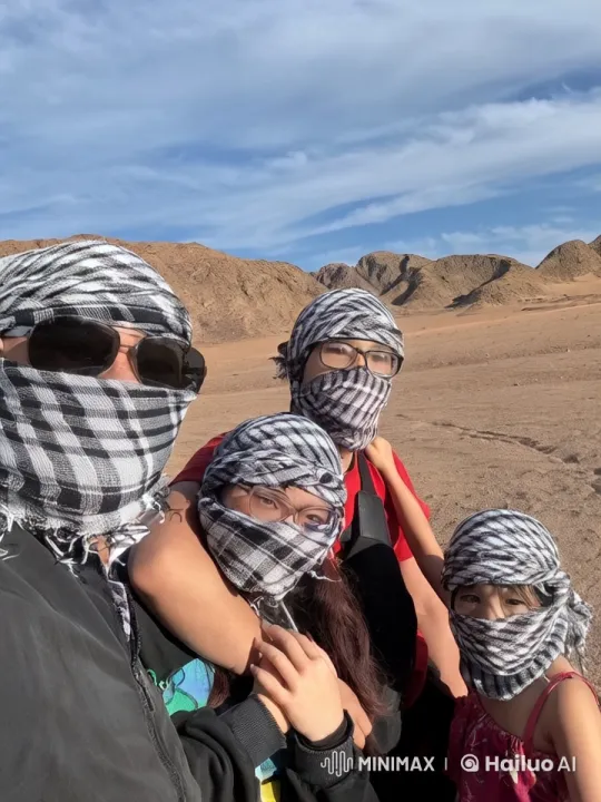 Desert Martial Arts Battle: Kung Fu Showdown – AI Generated Video | Hailuo AI