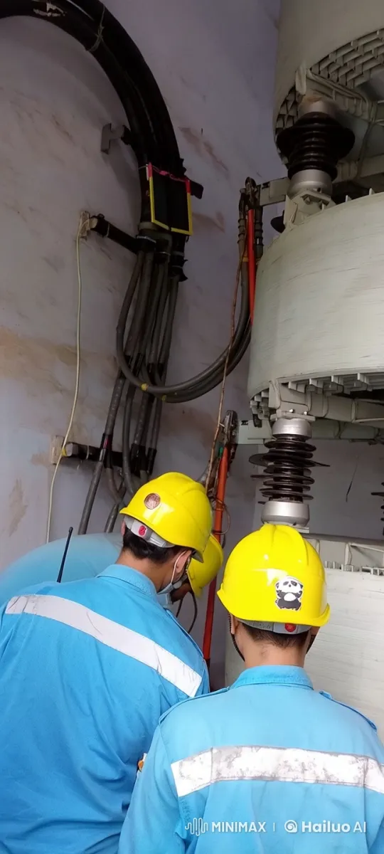 Workplace Conflict and Reconciliation Among Maintenance Crew – AI Generated Video | Hailuo AI