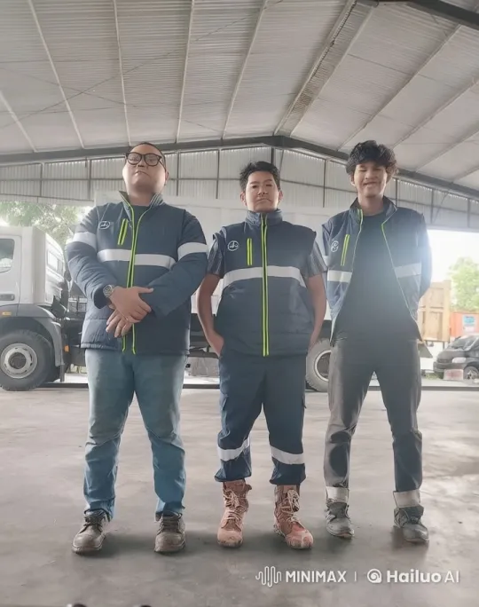 Uniformed Individuals Practicing Synchronized Kung Fu – AI Generated Video | Hailuo AI