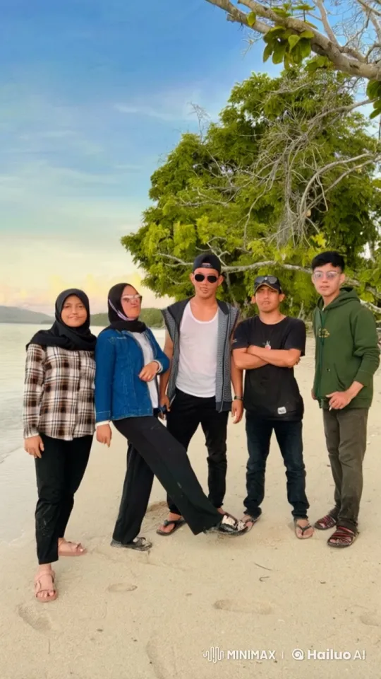 Friends Practice Martial Arts on Beach with Grace – AI Generated Video | Hailuo AI
