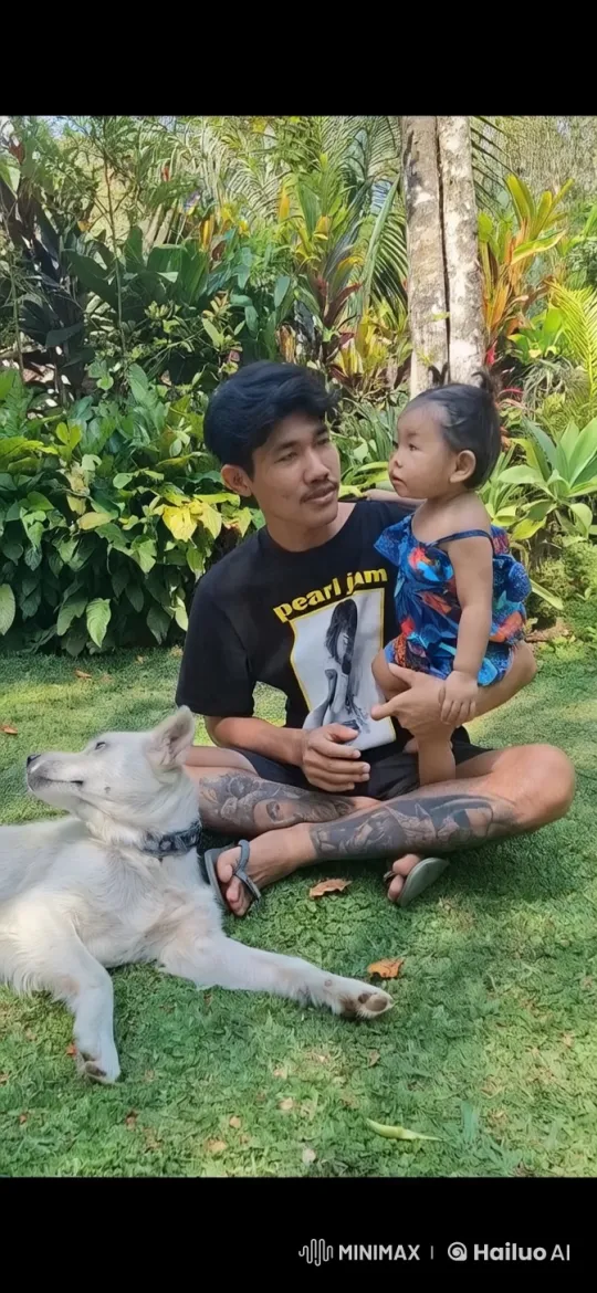 Family Bonding in a Lush Garden Setting – AI Generated Video | Hailuo AI