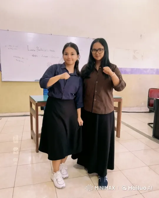Kung Fu Practitioners Showcase Skills in Classroom – AI Generated Video | Hailuo AI