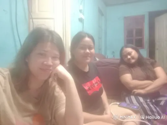 Cozy Gathering in a Dimly-Lit Room – AI Generated Video | Hailuo AI
