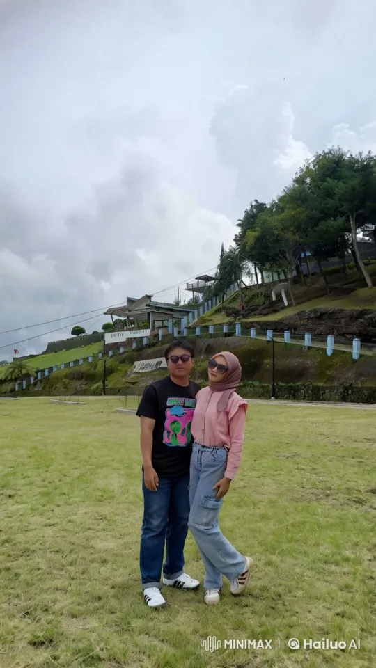 Kung Fu Fight in Scenic Outdoor Setting – AI Generated Video | Hailuo AI