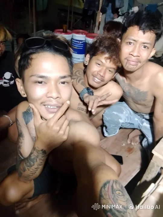 Friends Enjoying Casual Time in a Rustic Room – AI Generated Video | Hailuo AI