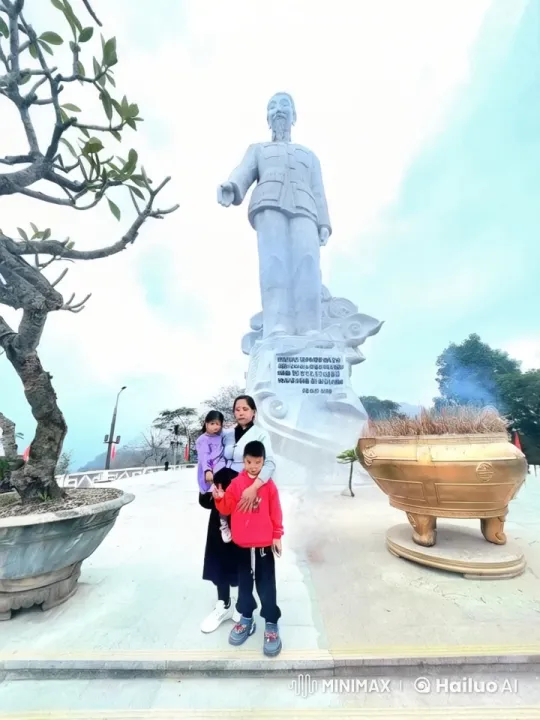 Family Practicing Kung Fu in Outdoor Setting – AI Generated Video | Hailuo AI