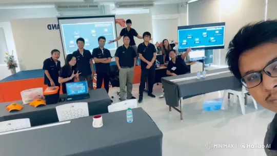 Office Martial Arts Showdown: A Dynamic Display of Skills – AI Generated Video | Hailuo AI