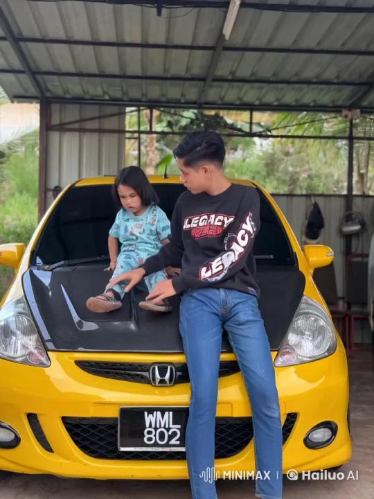 Young Man and Girl Practice Kungfu in Garage – AI Generated Video | Hailuo AI