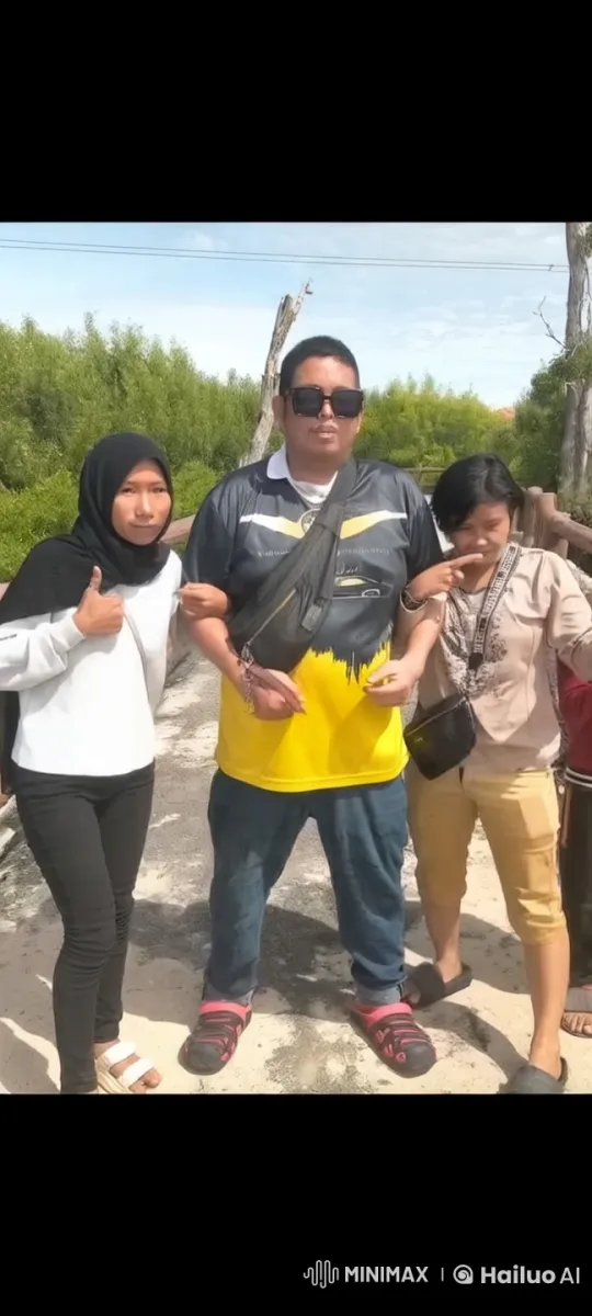 Outdoor Kung Fu Demonstration by Trio – AI Generated Video | Hailuo AI