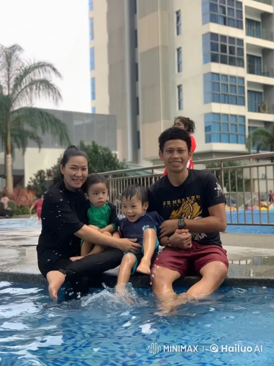 Family Performs Martial Arts by the Poolside – AI Generated Video | Hailuo AI