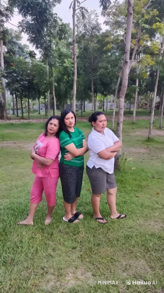 Three Practitioners Demonstrate Coordinated Kungfu in Park – AI Generated Video | Hailuo AI