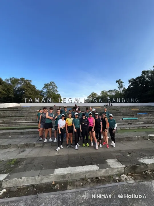 Young Athletes Practicing Kung Fu in Taman Tegalega Bandung – AI Generated Video | Hailuo AI