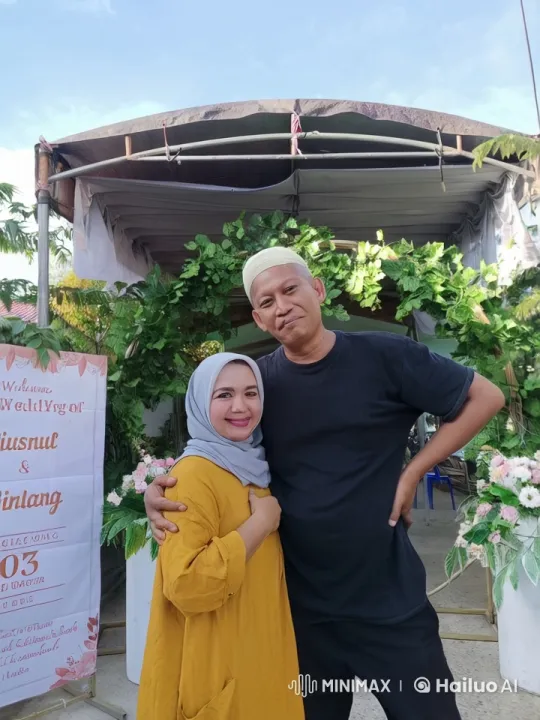 Wedding Backdrop: Martial Arts Display with Wing Chun Techniques – AI Generated Video | Hailuo AI