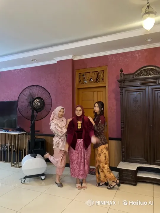 Traditional Attire Meets Kung Fu in Playful Recreation – AI Generated Video | Hailuo AI