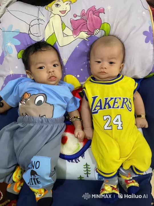 Adorable Babies' Playful Kungfu Performance – AI Generated Video | Hailuo AI