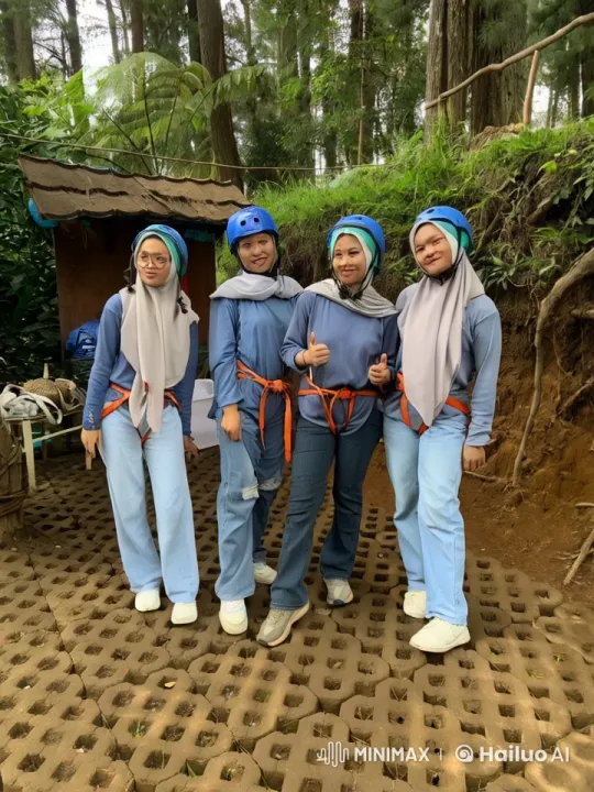 Young Women Perform Coordinated Kung Fu in Wooded Area – AI Generated Video | Hailuo AI