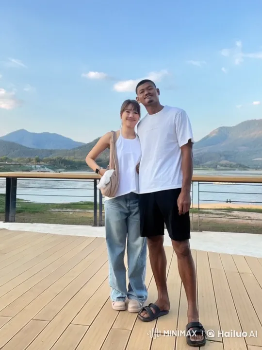 Couple Performs Dynamic Kung Fu on Mountain Lake Deck – AI Generated Video | Hailuo AI
