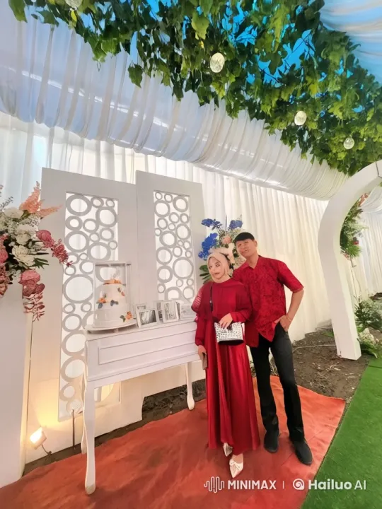 Elegant Kung Fu Display in Decorated Venue – AI Generated Video | Hailuo AI