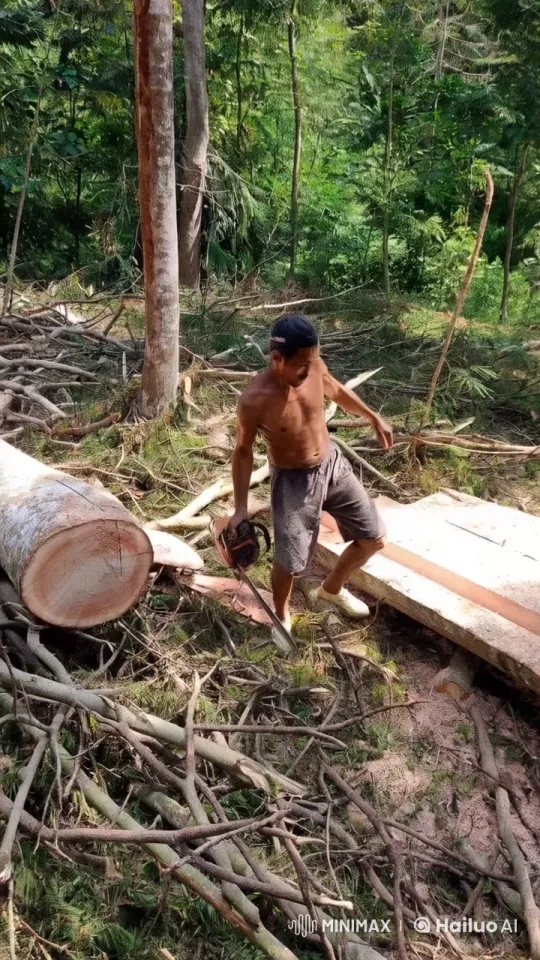 Forest Kung Fu Warrior Showcases Martial Arts Skills – AI Generated Video | Hailuo AI