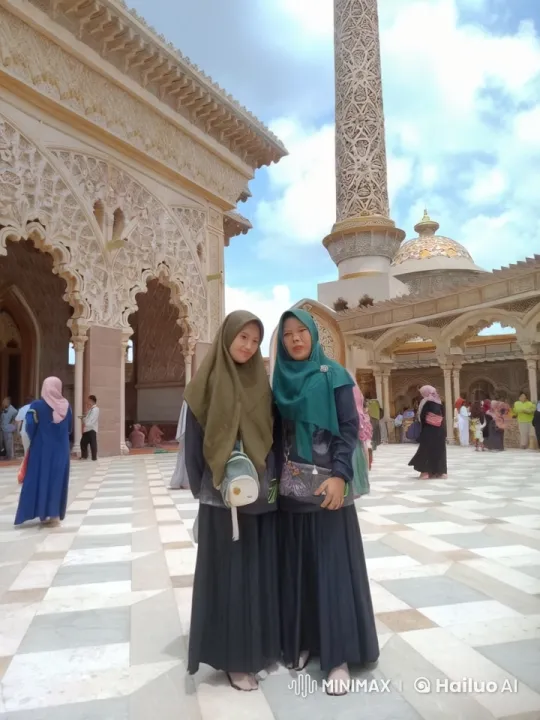 Traditional Attired Women Perform Kungfu in Ornate Courtyard – AI Generated Video | Hailuo AI