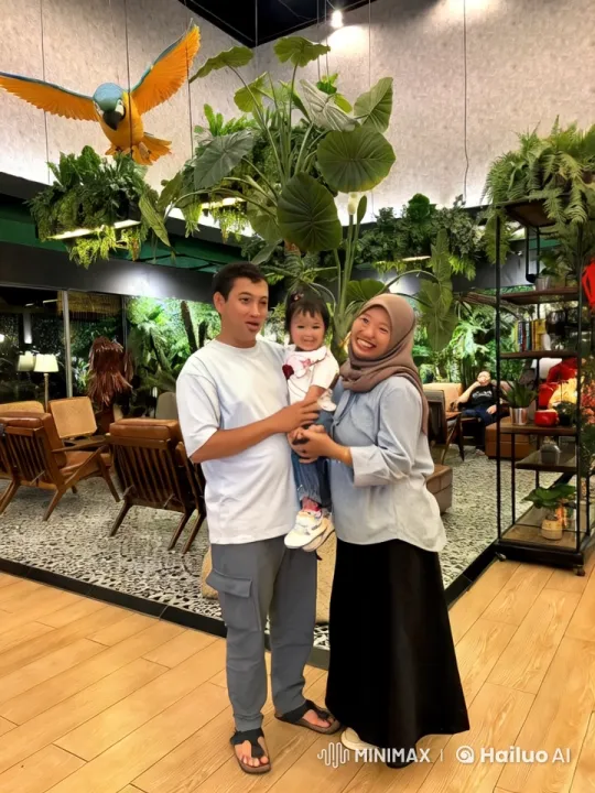 Family Plays Kung Fu in Lush Indoor Setting – AI Generated Video | Hailuo AI