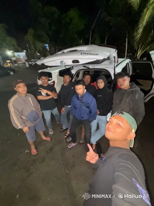 Nighttime Kung Fu Display by Eight Men in Outdoor Setting – AI Generated Video | Hailuo AI
