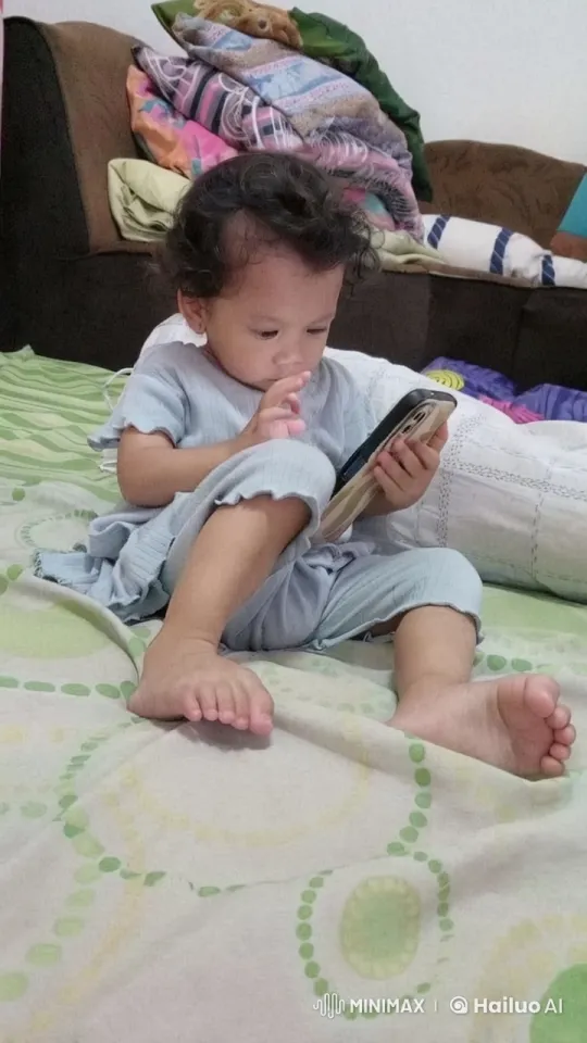 Young Girl Transforms into Flying Kung Fu Master – AI Generated Video | Hailuo AI