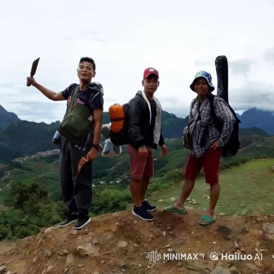 Martial Arts Display on Mountain Peak with Breathtaking Views – AI Generated Video | Hailuo AI