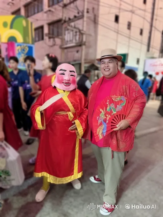 Traditional Chinese Kung Fu Display at Street Festival – AI Generated Video | Hailuo AI