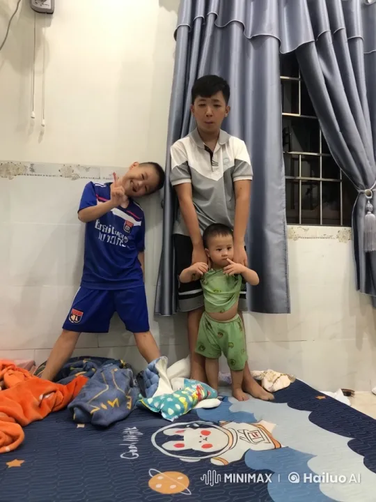 Playful Martial Arts Display by Children and Guide – AI Generated Video | Hailuo AI