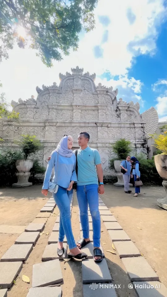 Young Couple Practicing Kungfu in Ancient Setting – AI Generated Video | Hailuo AI