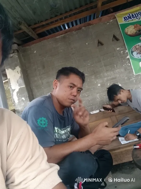 Rustic Eatery Transforms into Kung Fu Showdown – AI Generated Video | Hailuo AI