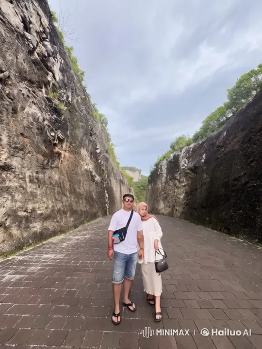 Couple Performs Synchronized Kungfu in Canyon Setting – AI Generated Video | Hailuo AI