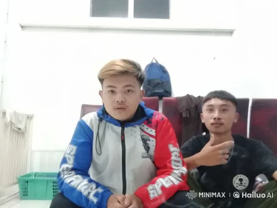 Young Men Practicing Kungfu in a Limited Space – AI Generated Video | Hailuo AI
