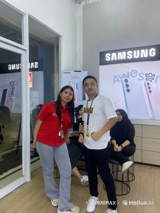 Samsung Store: Kungfu Duel Showcases Martial Arts Prowess – AI Generated Video | Hailuo AI