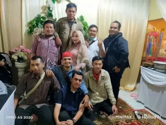 Friendship Gathering in a Culturally Enriched Setting – AI Generated Video | Hailuo AI