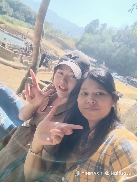 Friends Enjoy Nature, Showcase Playful Kung Fu – AI Generated Video | Hailuo AI