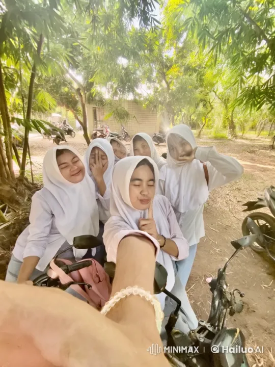 Friends Enjoy Martial Arts Outdoors – AI Generated Video | Hailuo AI