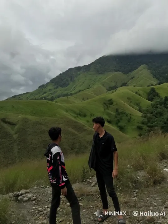 Dynamic Wing Chun Fight in Mountainous Terrain – AI Generated Video | Hailuo AI