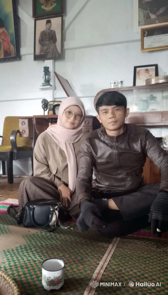 Couple Combines Romance and Kung Fu in Vintage Setting – AI Generated Video | Hailuo AI