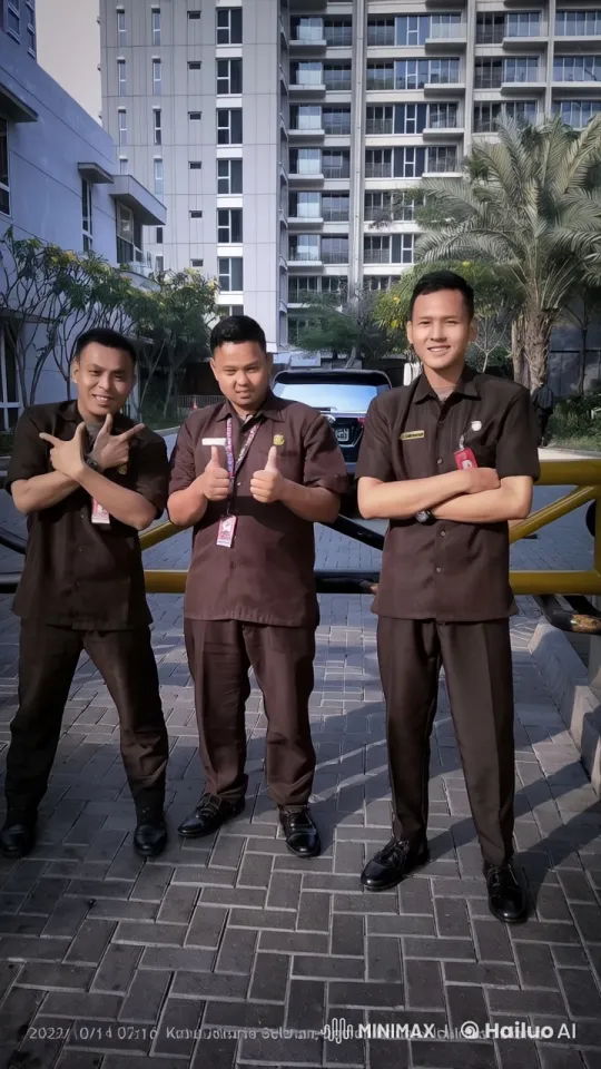 Kung Fu Guards' Dynamic Performance in Jakarta – AI Generated Video | Hailuo AI