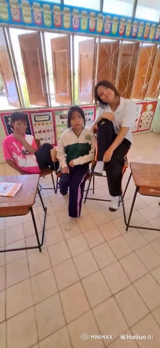 Energetic Children Pretend to Fight in Classroom – AI Generated Video | Hailuo AI