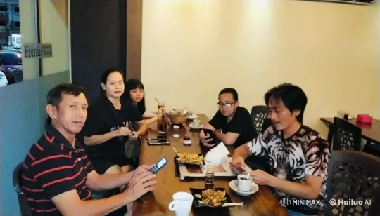 Kungfu Fight Erupts at Restaurant Table – AI Generated Video | Hailuo AI