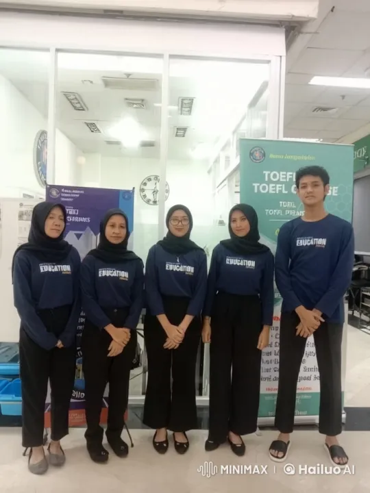 Five Professionals Promote TOEFL Courses at Educational Center – AI Generated Video | Hailuo AI