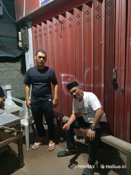 Shaolin Kungfu Display by Two Men at Night – AI Generated Video | Hailuo AI