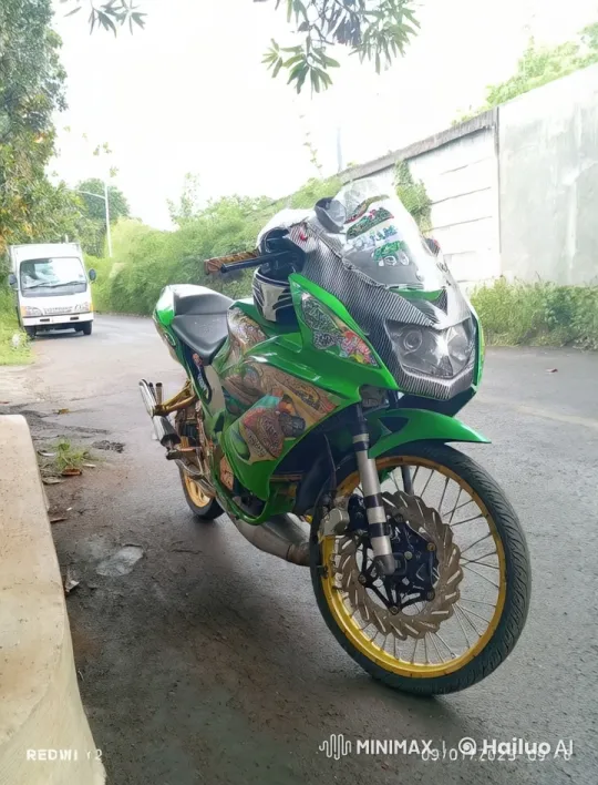 Green Motorbike Transforms into Futuristic Airplane Robot – AI Generated Video | Hailuo AI