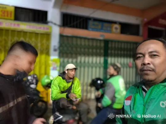 Urban Kungfu Display by Motorcycle Riders – AI Generated Video | Hailuo AI