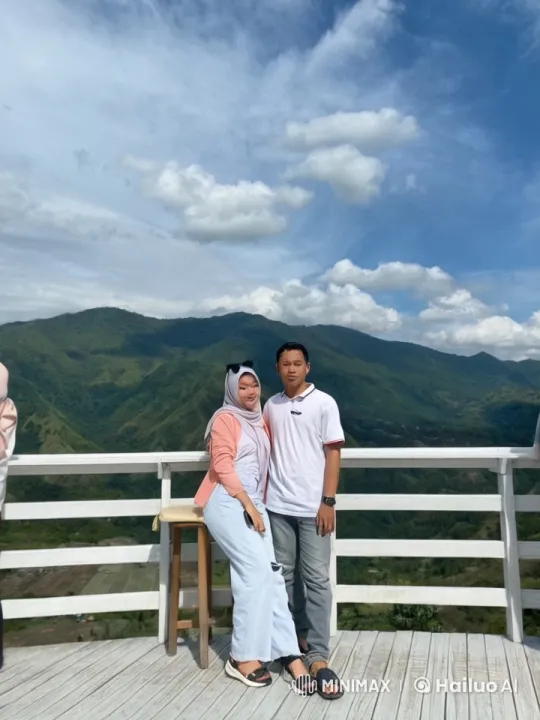 Couple Practices Kung Fu in Scenic Mountain Setting – AI Generated Video | Hailuo AI