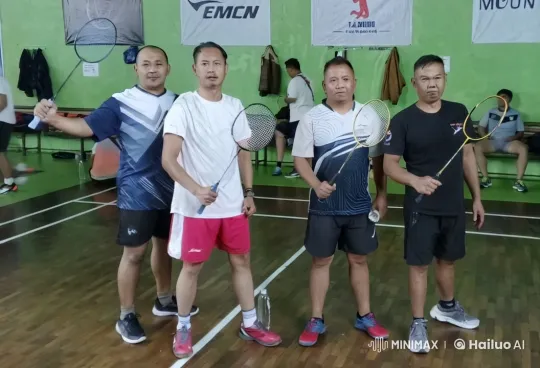 Athletes Blend Badminton with Martial Arts Show – AI Generated Video | Hailuo AI